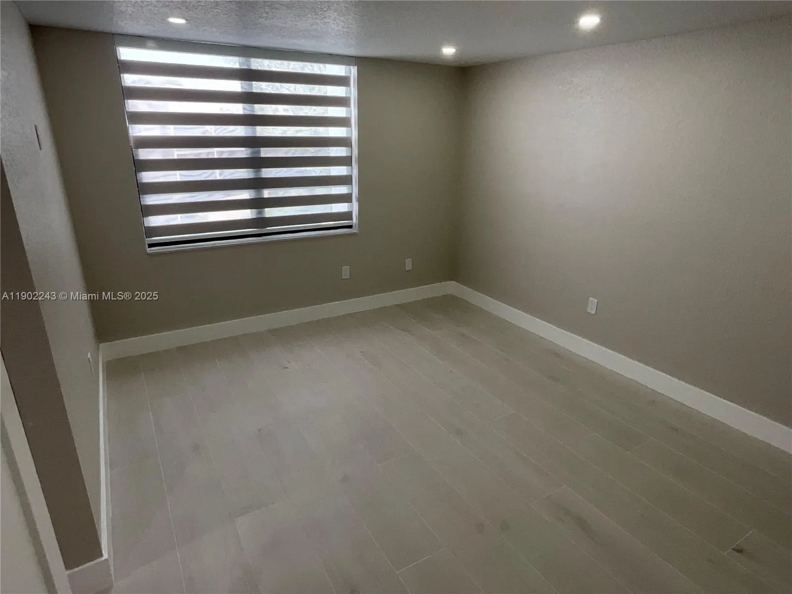 10825 SW 112th Ave, #304