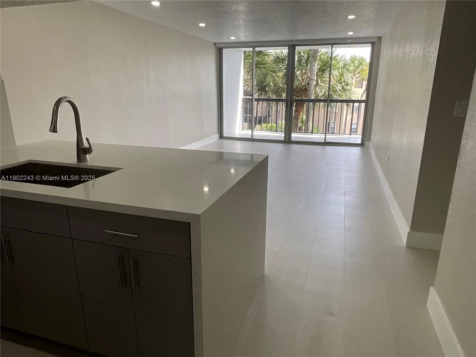 10825 SW 112th Ave, #304