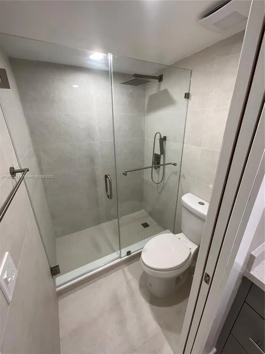 10825 SW 112th Ave, #304