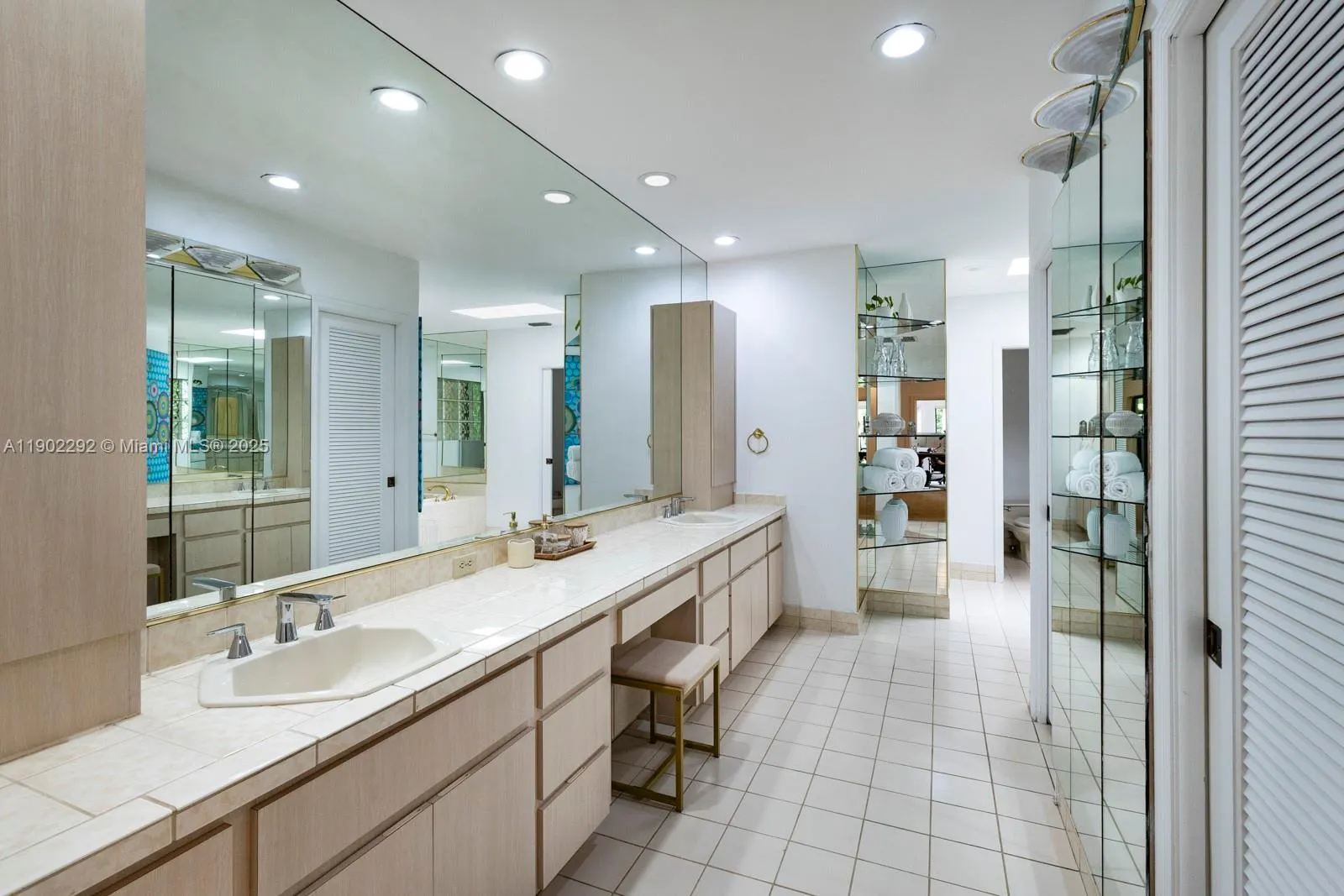 11003 SW 77th Ct Cir