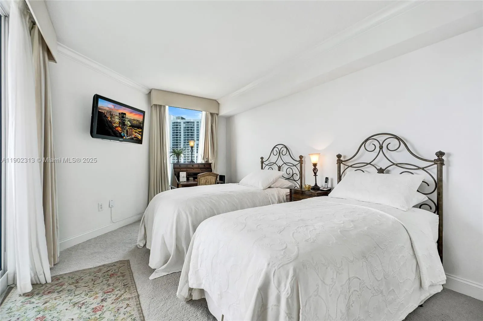 3370 Hidden Bay Dr, #1702