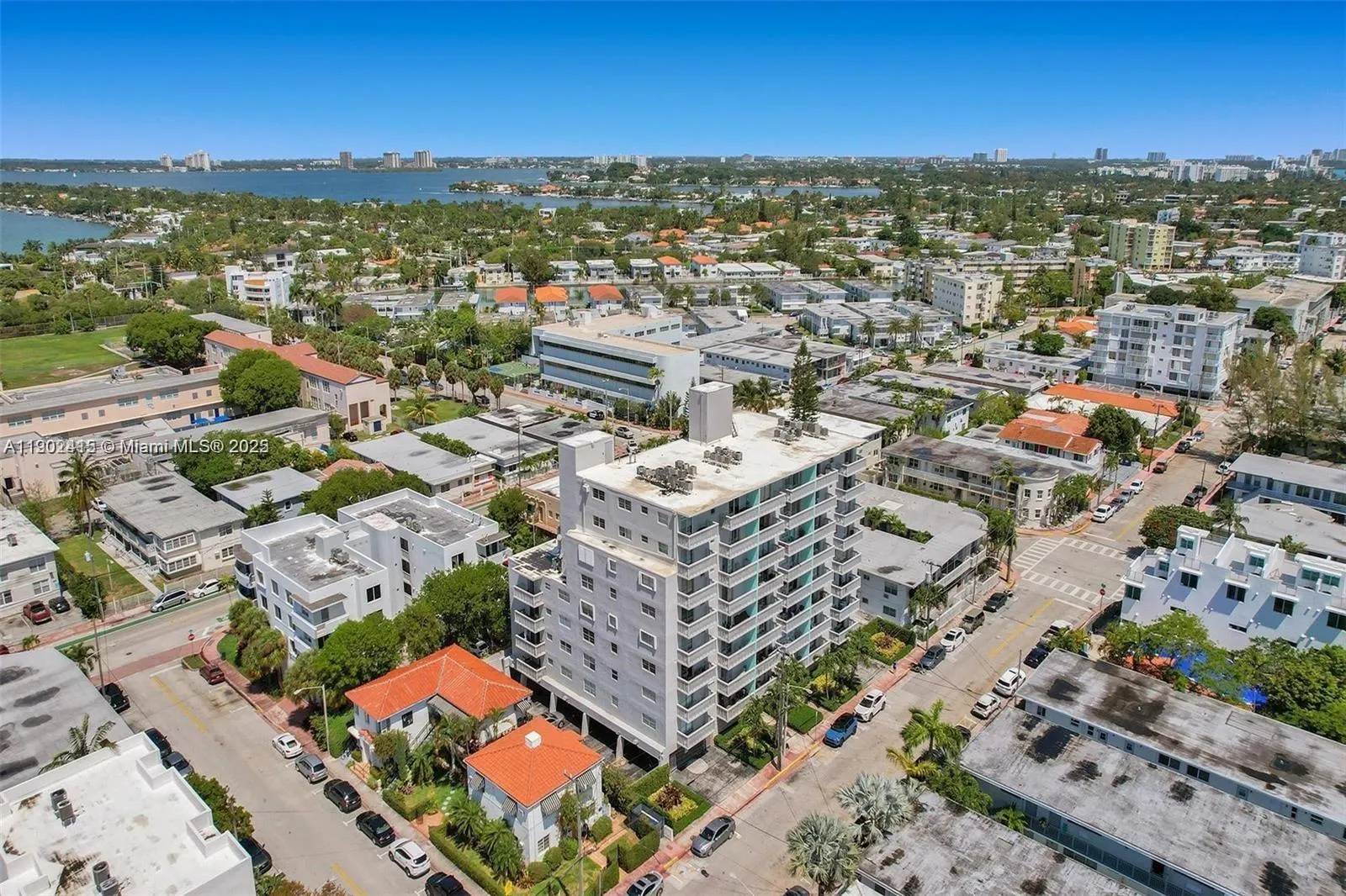 7620 Carlyle Ave, #703