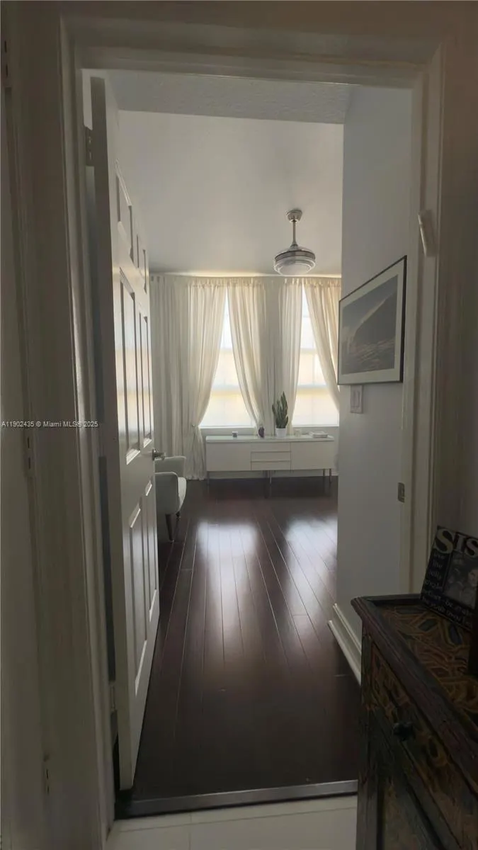 3001 NE 185th St, #532