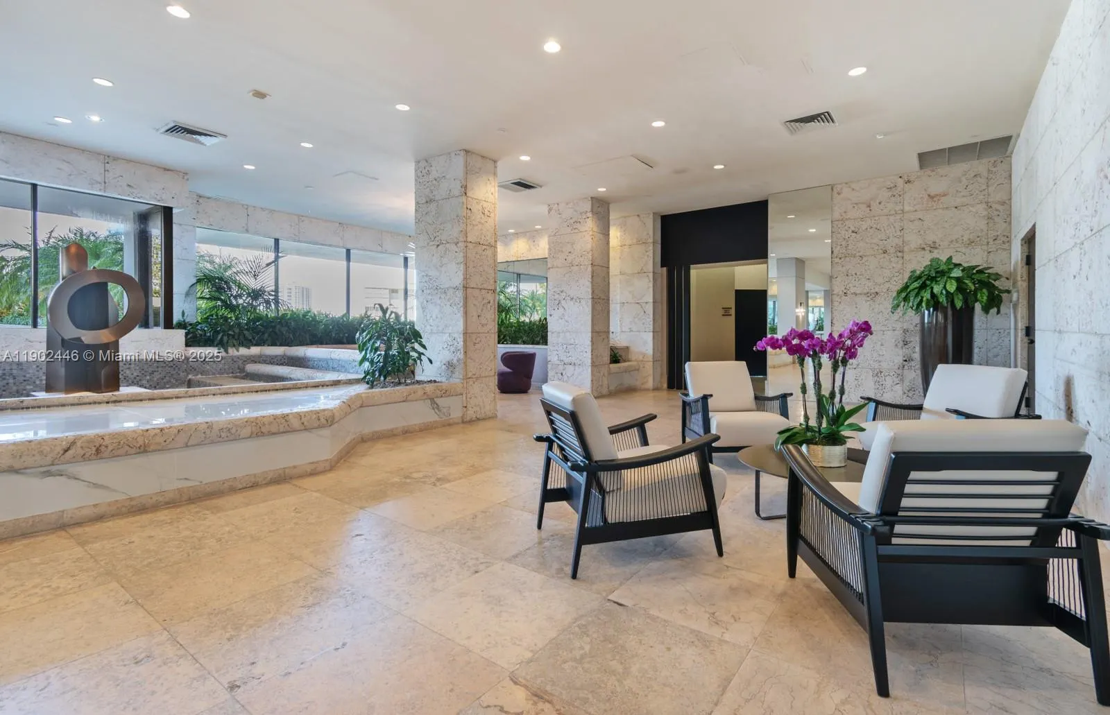 1000 W Island Blvd, #1612