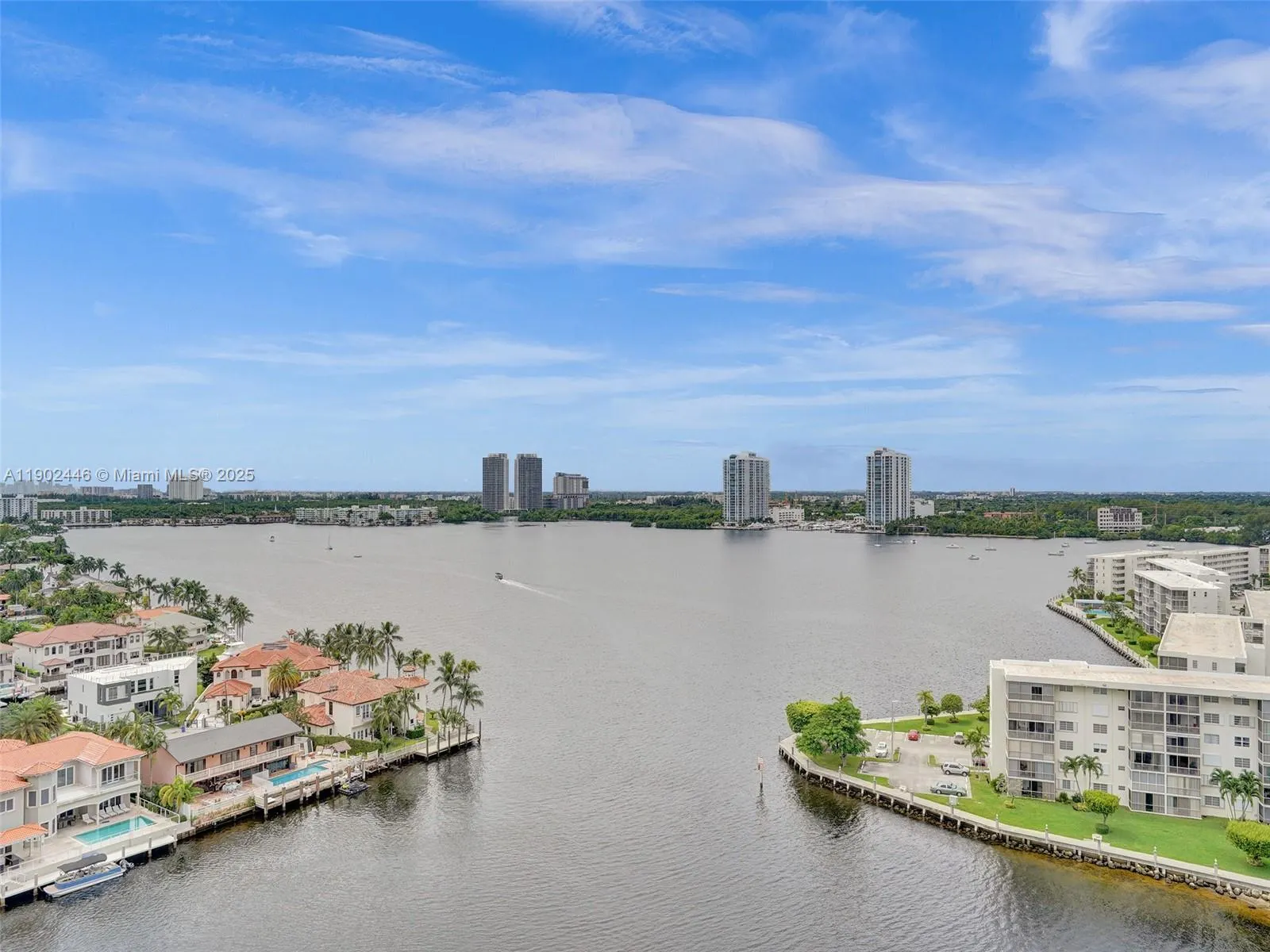 1000 W Island Blvd, #1612