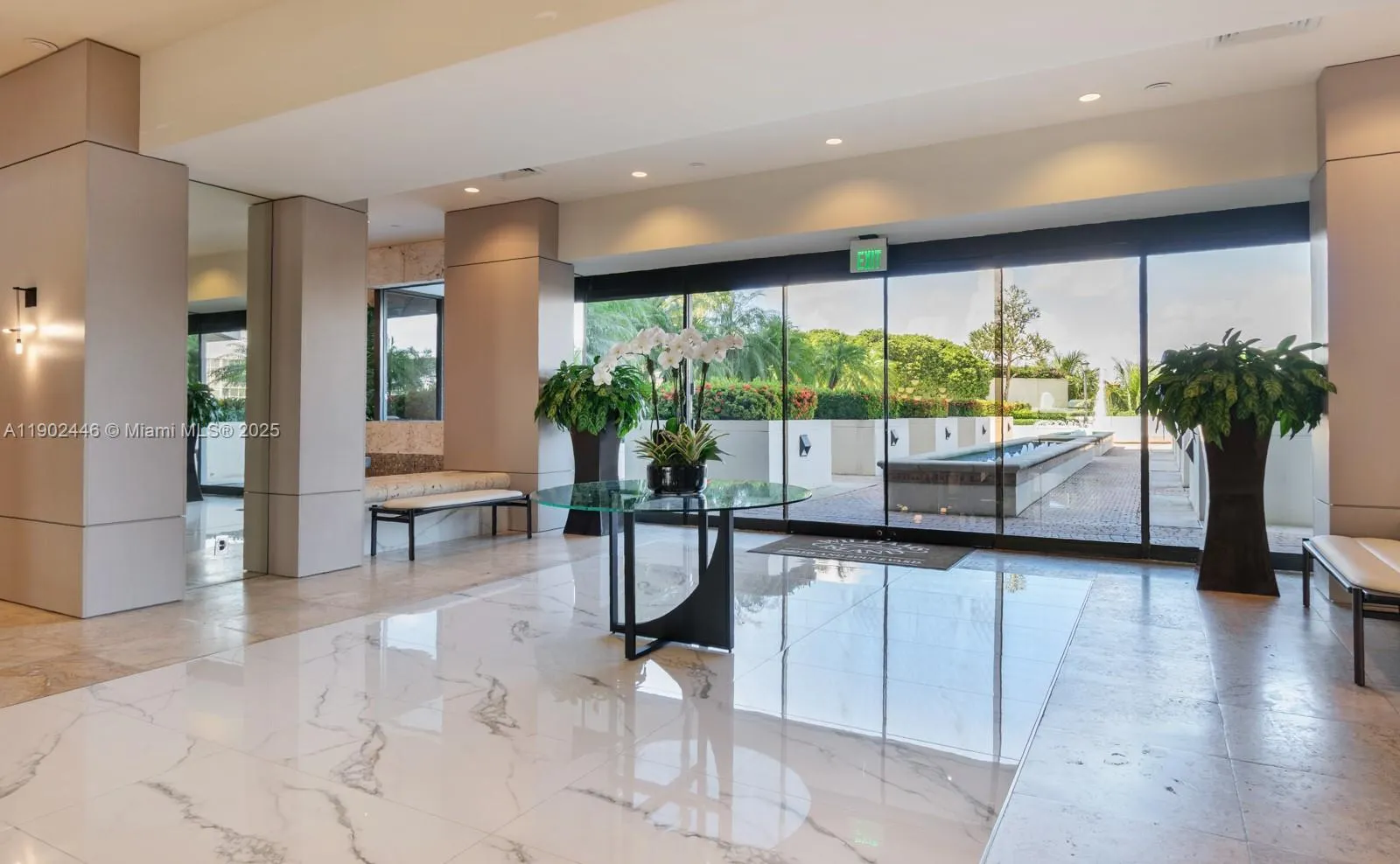 1000 W Island Blvd, #1612