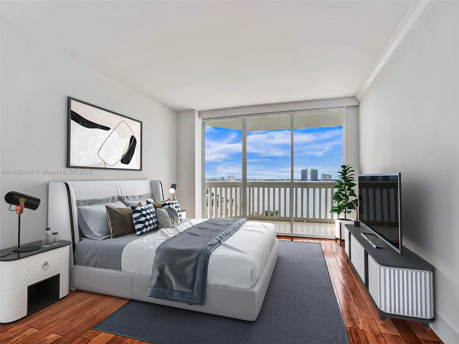 1000 W Island Blvd, #1612