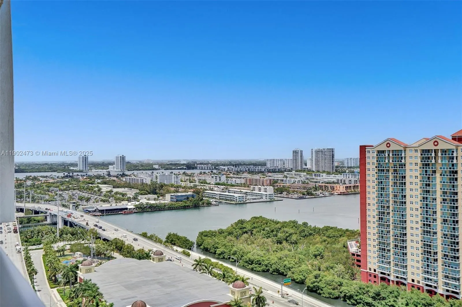 330 Sunny Isles Blvd, #5-2207