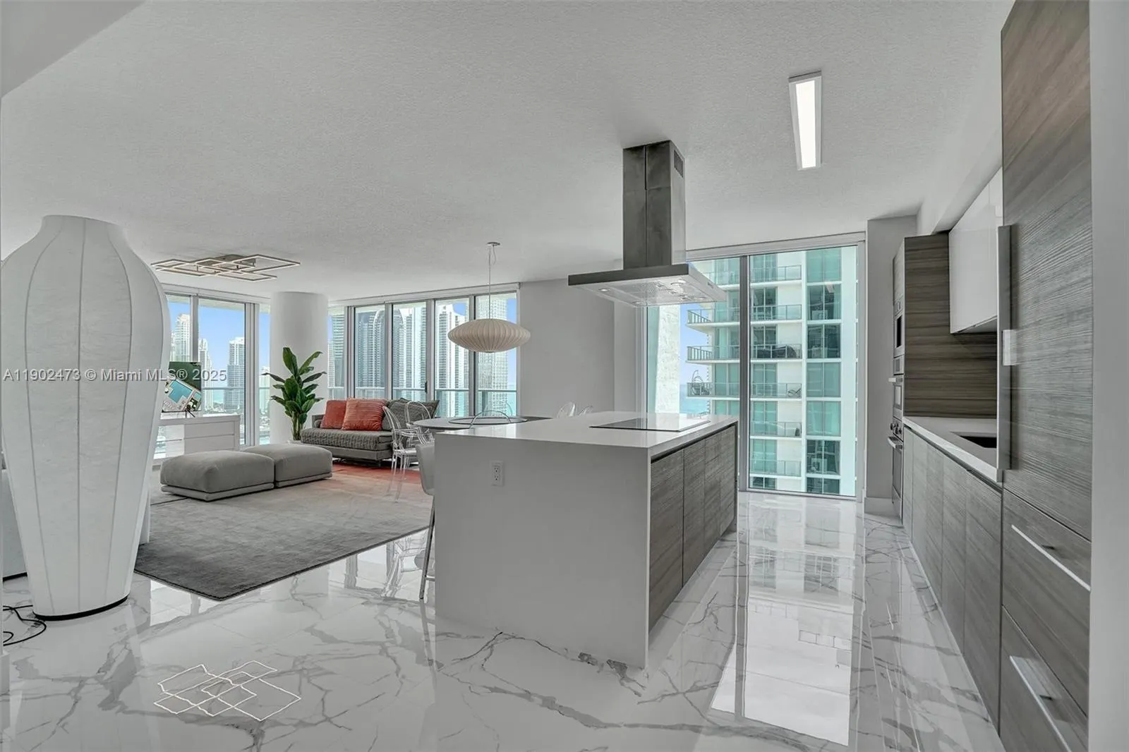 330 Sunny Isles Blvd, #5-2207