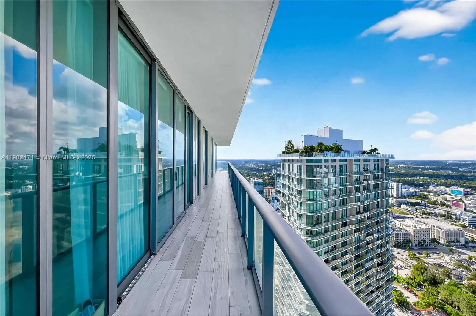 480 NE 31st St, #4407