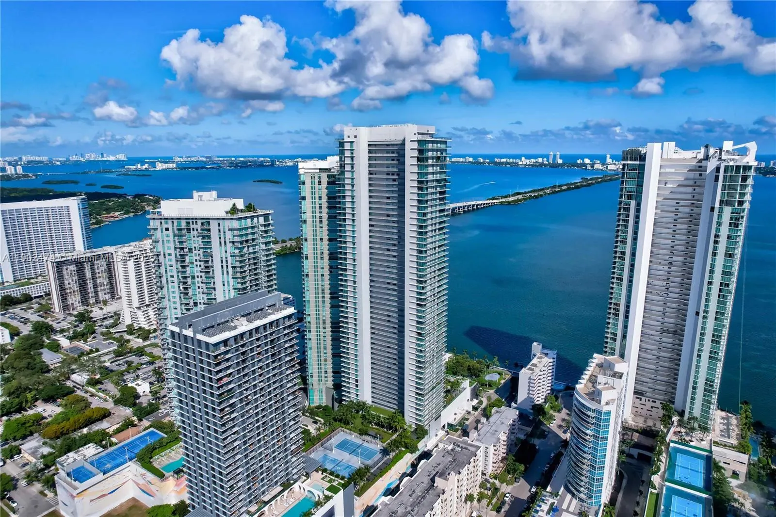 480 NE 31st St, #4407