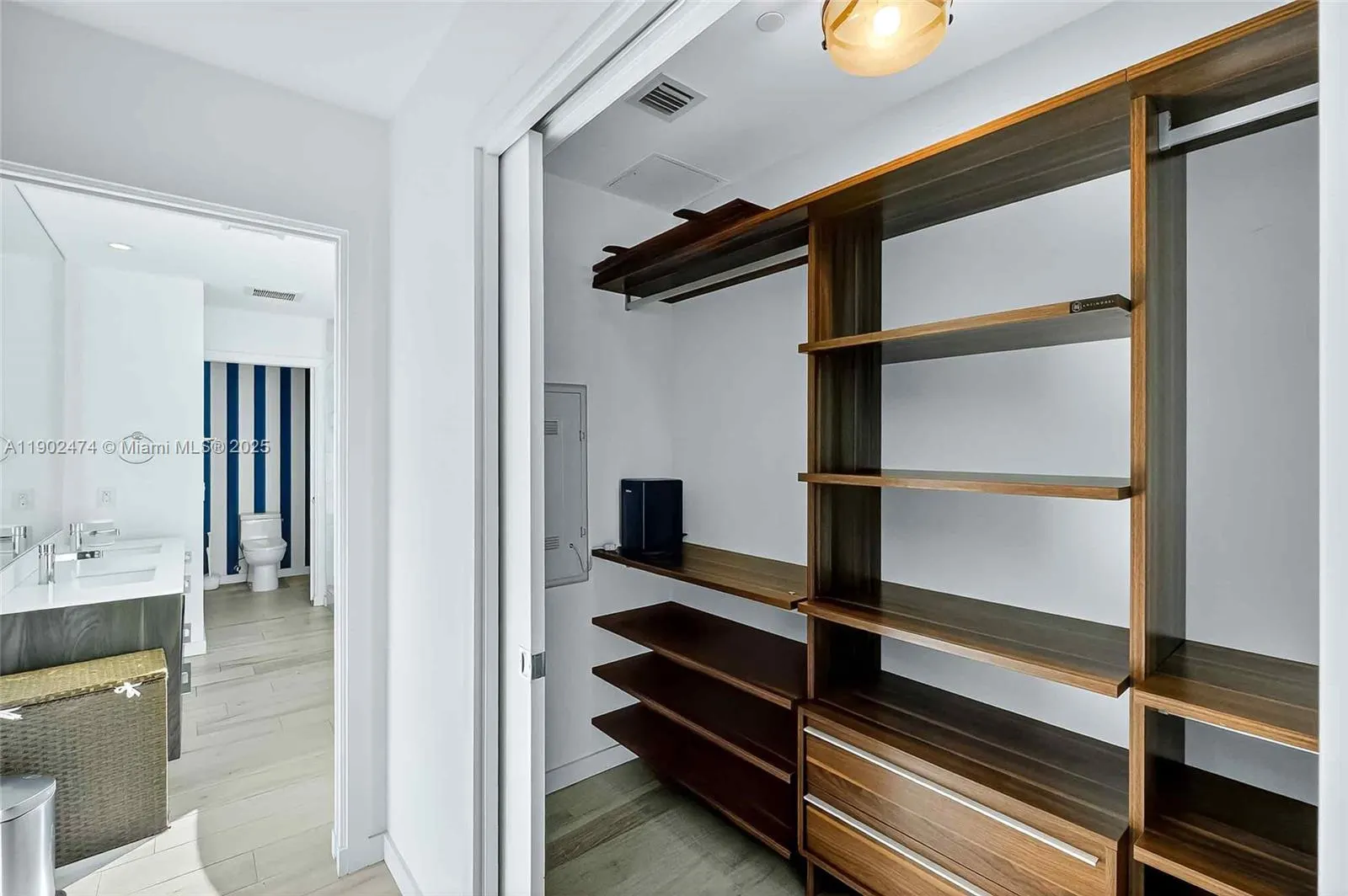 480 NE 31st St, #4407