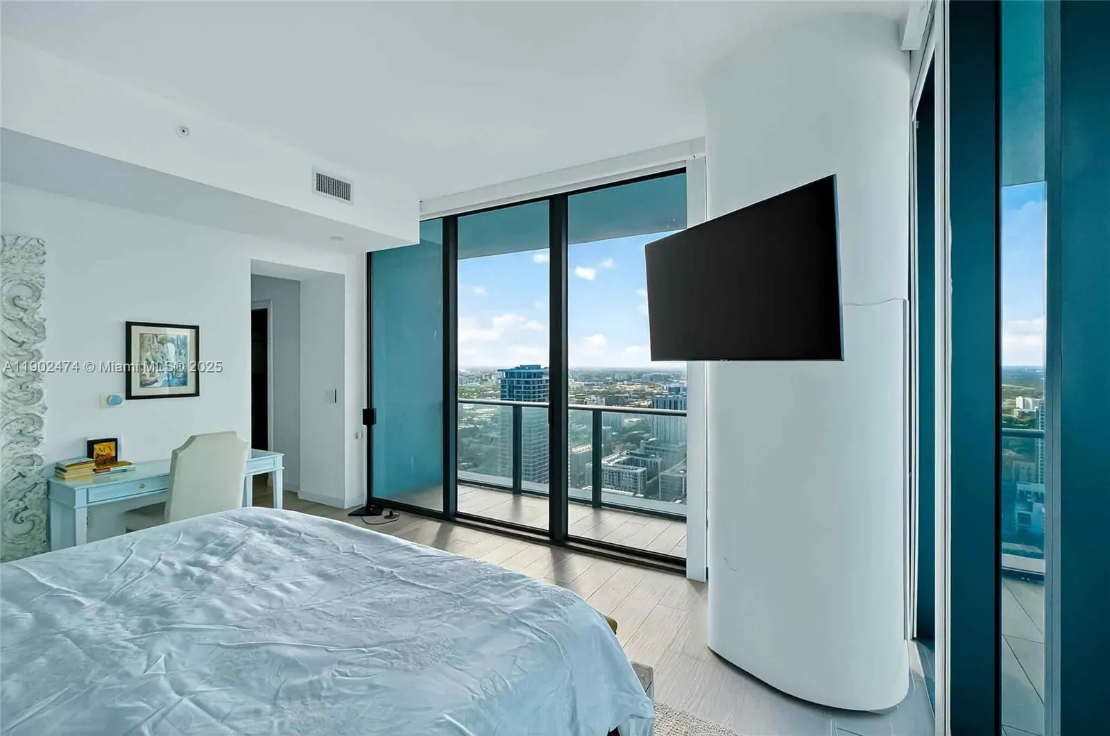 480 NE 31st St, #4407