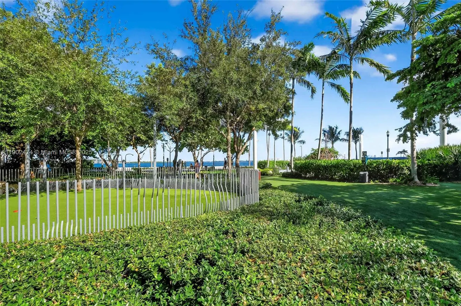 480 NE 31st St, #4407