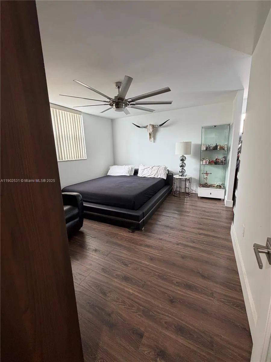 3550 NE 169th St, #107