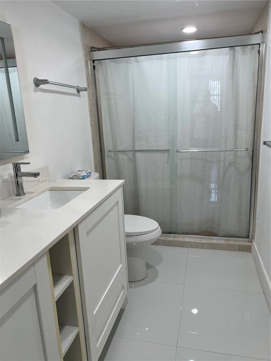 3550 NE 169th St, #107