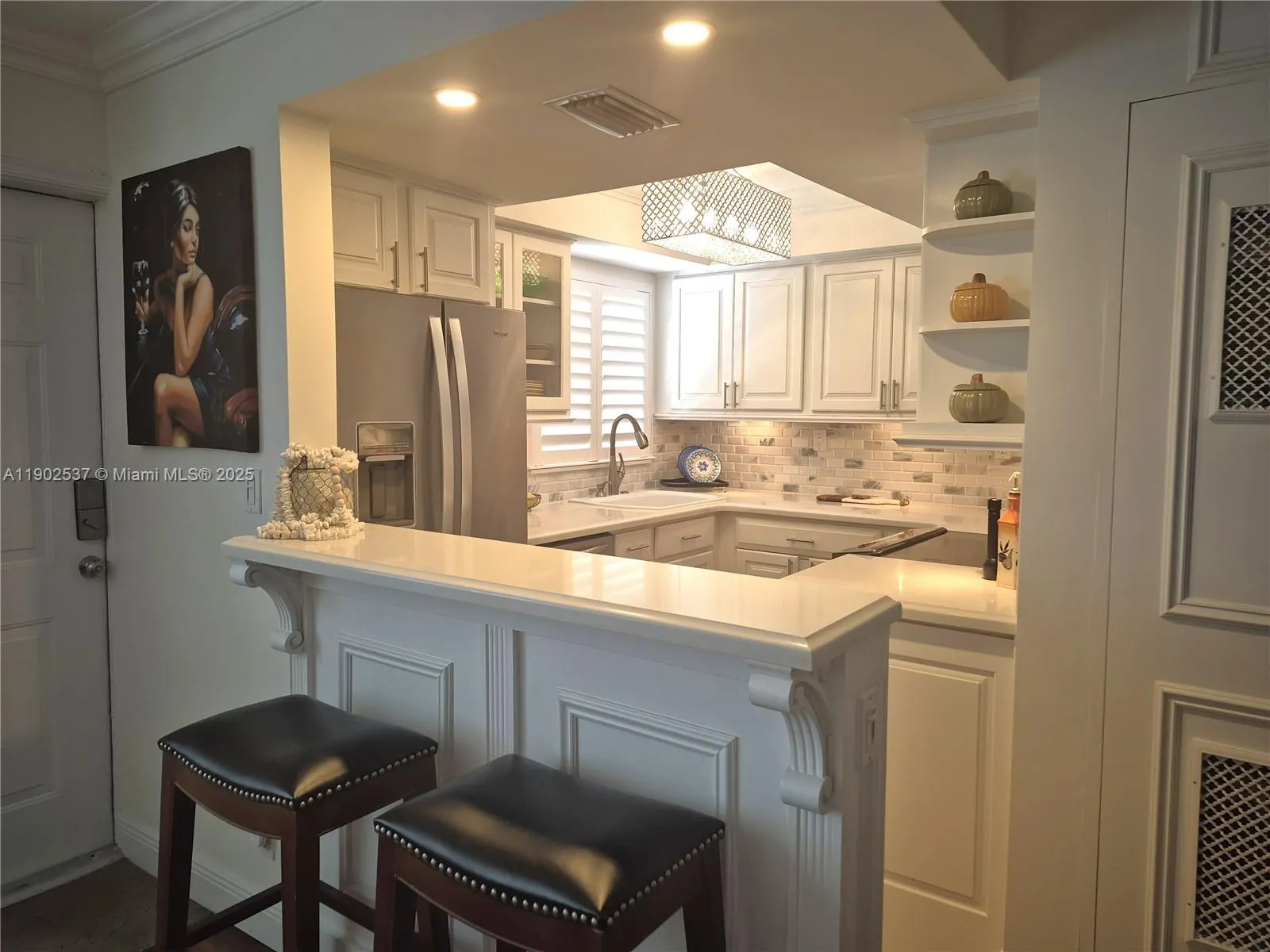 535 Hendricks Isle, #306