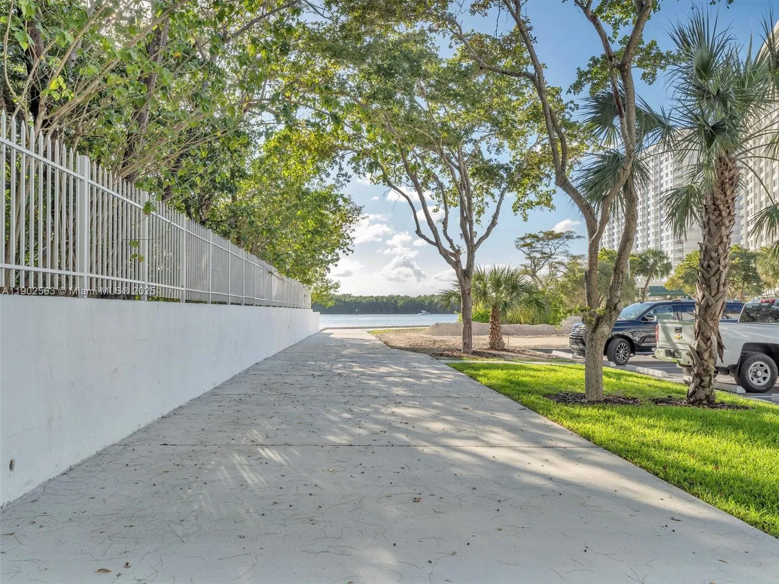 100 Bayview Dr, #1901