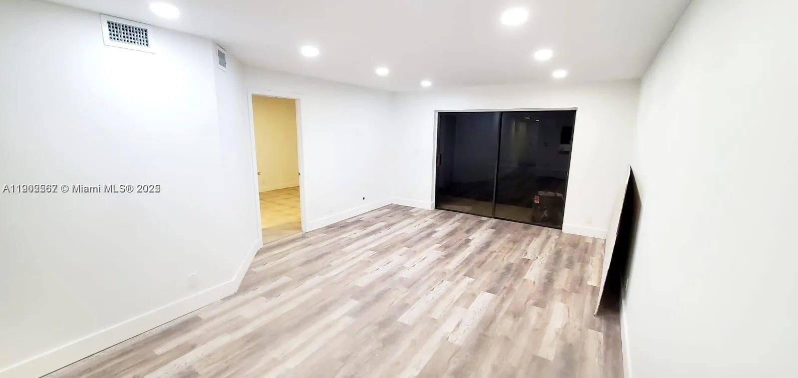 9000 NW 28th Dr, #1-102