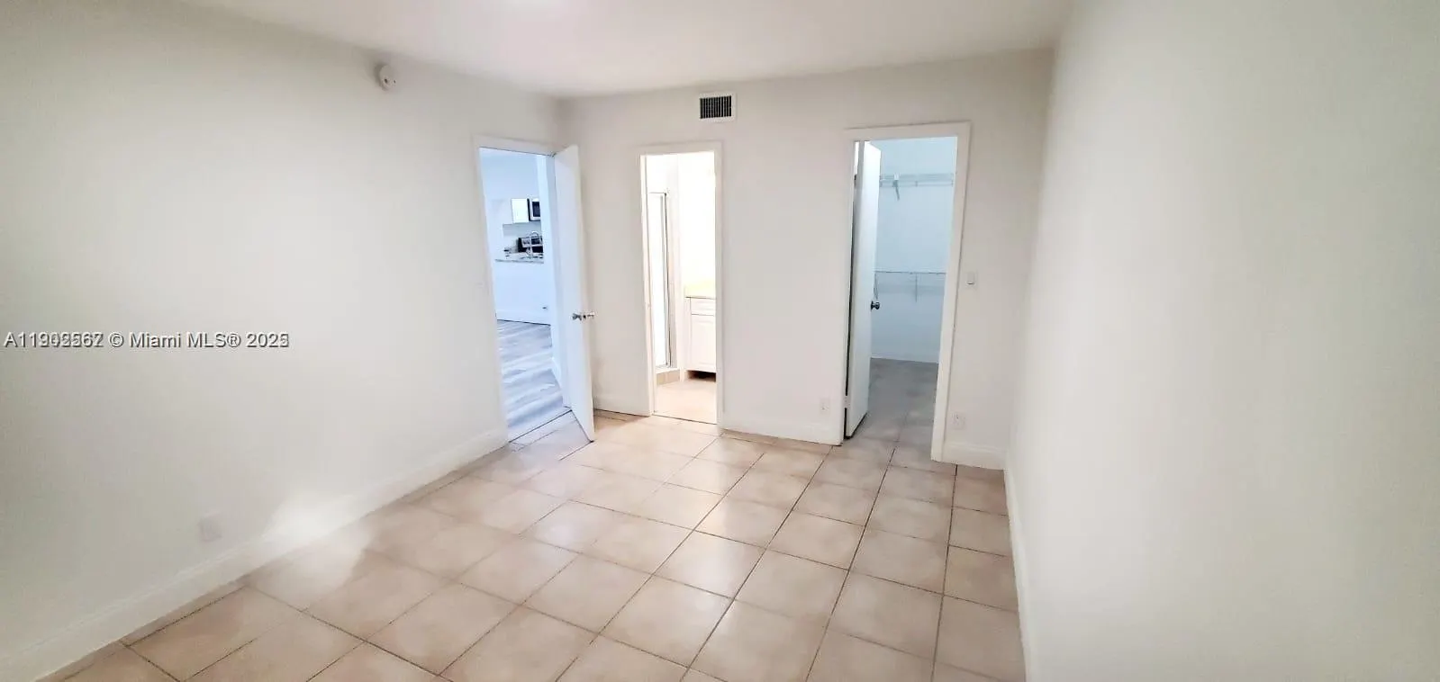 9000 NW 28th Dr, #1-102