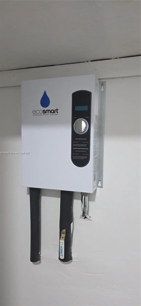 9000 NW 28th Dr, #1-102