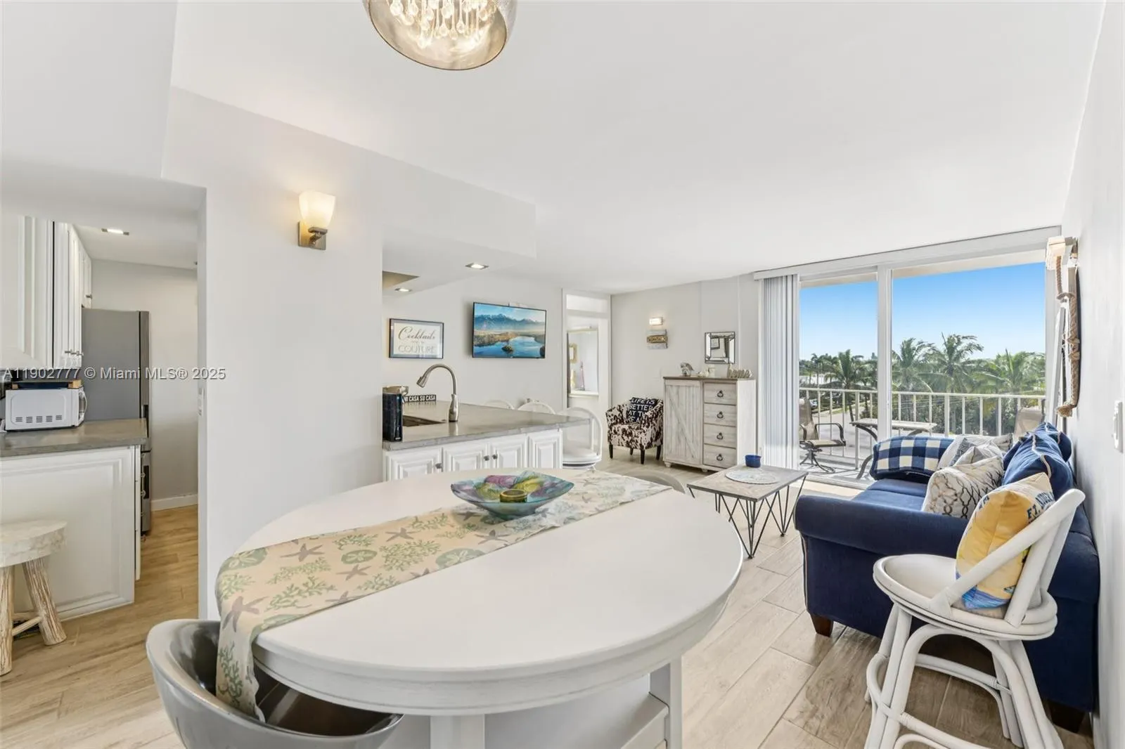 1050 SE 15th St, #500