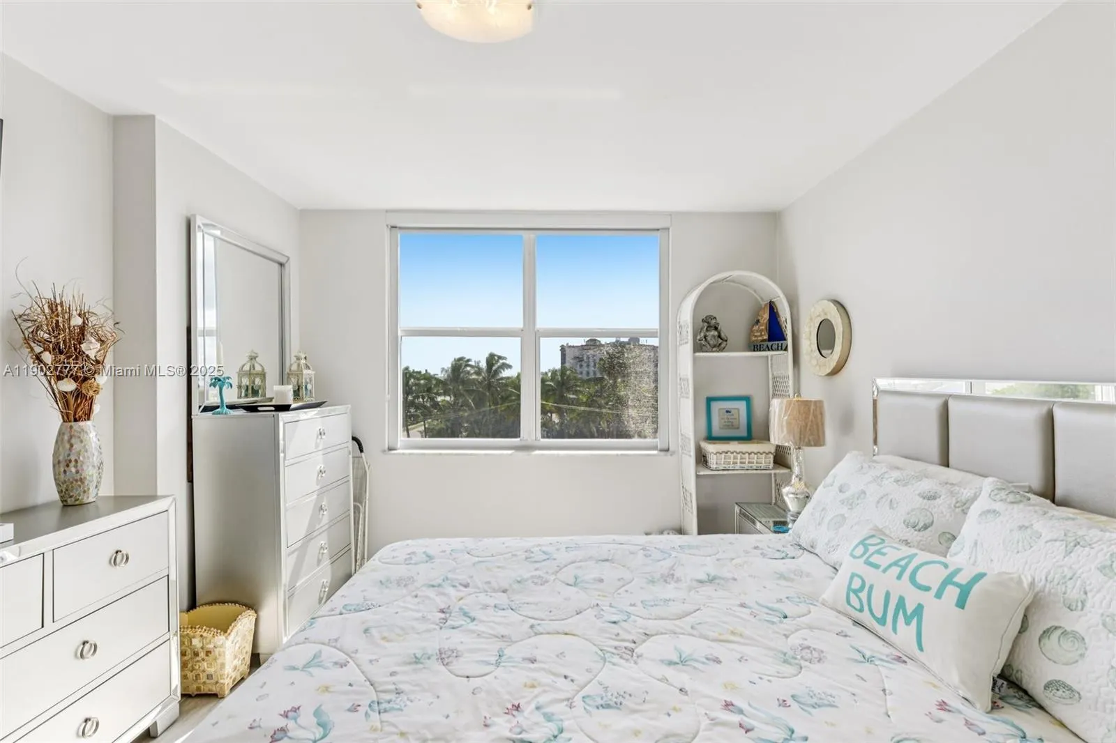 1050 SE 15th St, #500