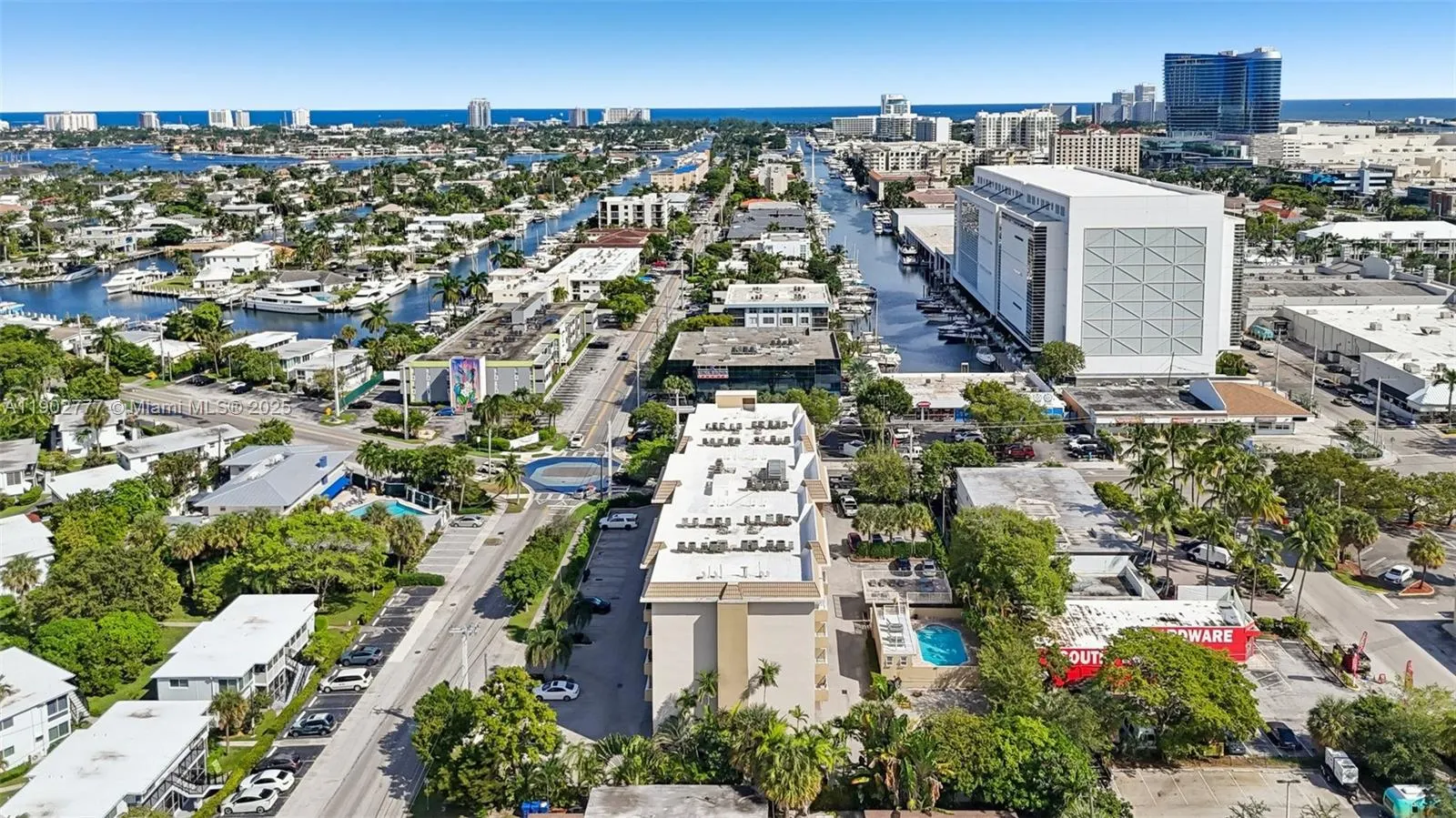 1050 SE 15th St, #500