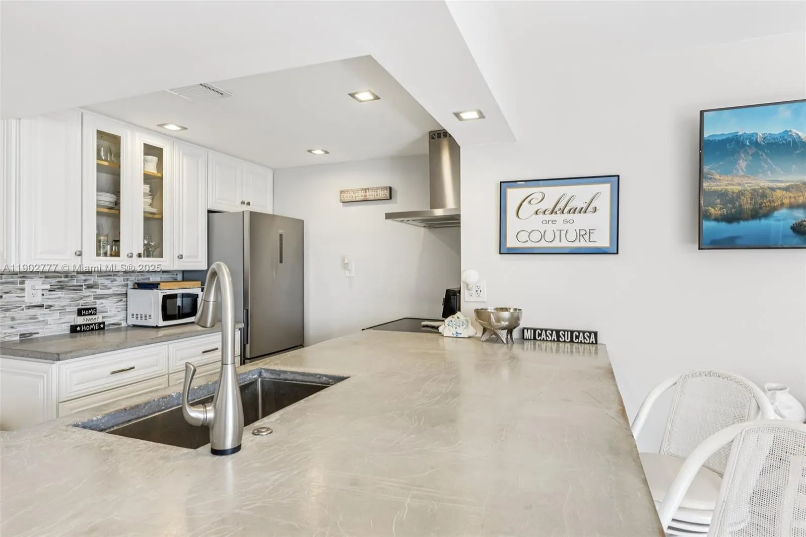 1050 SE 15th St, #500