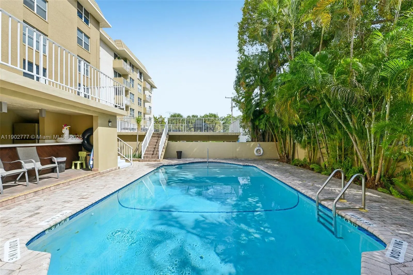 1050 SE 15th St, #500