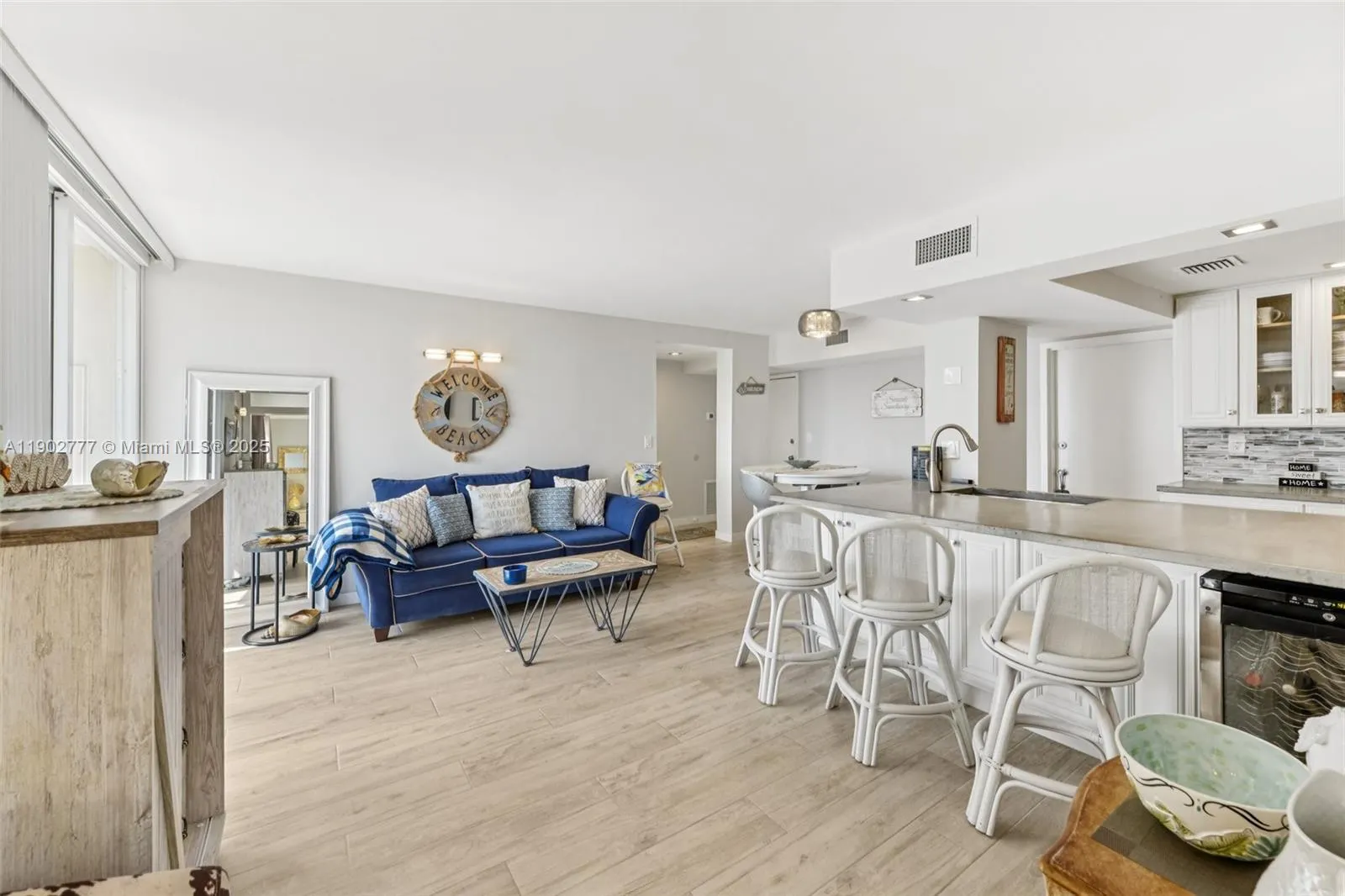 1050 SE 15th St, #500