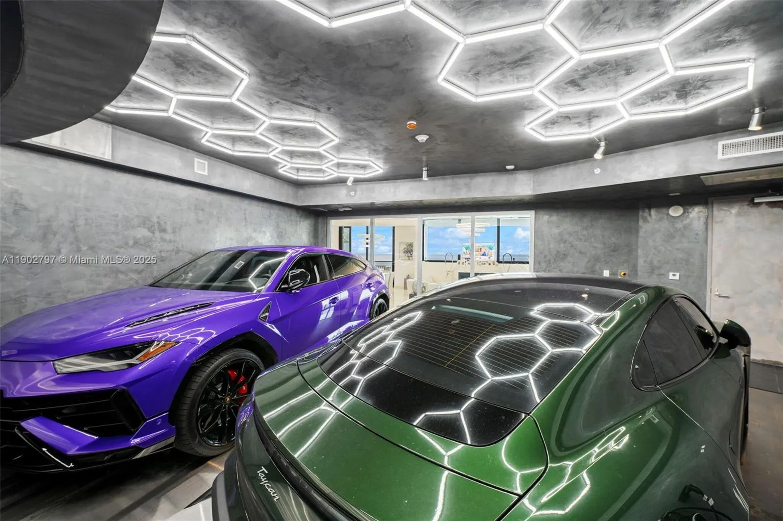 18555 Collins Ave, #2405