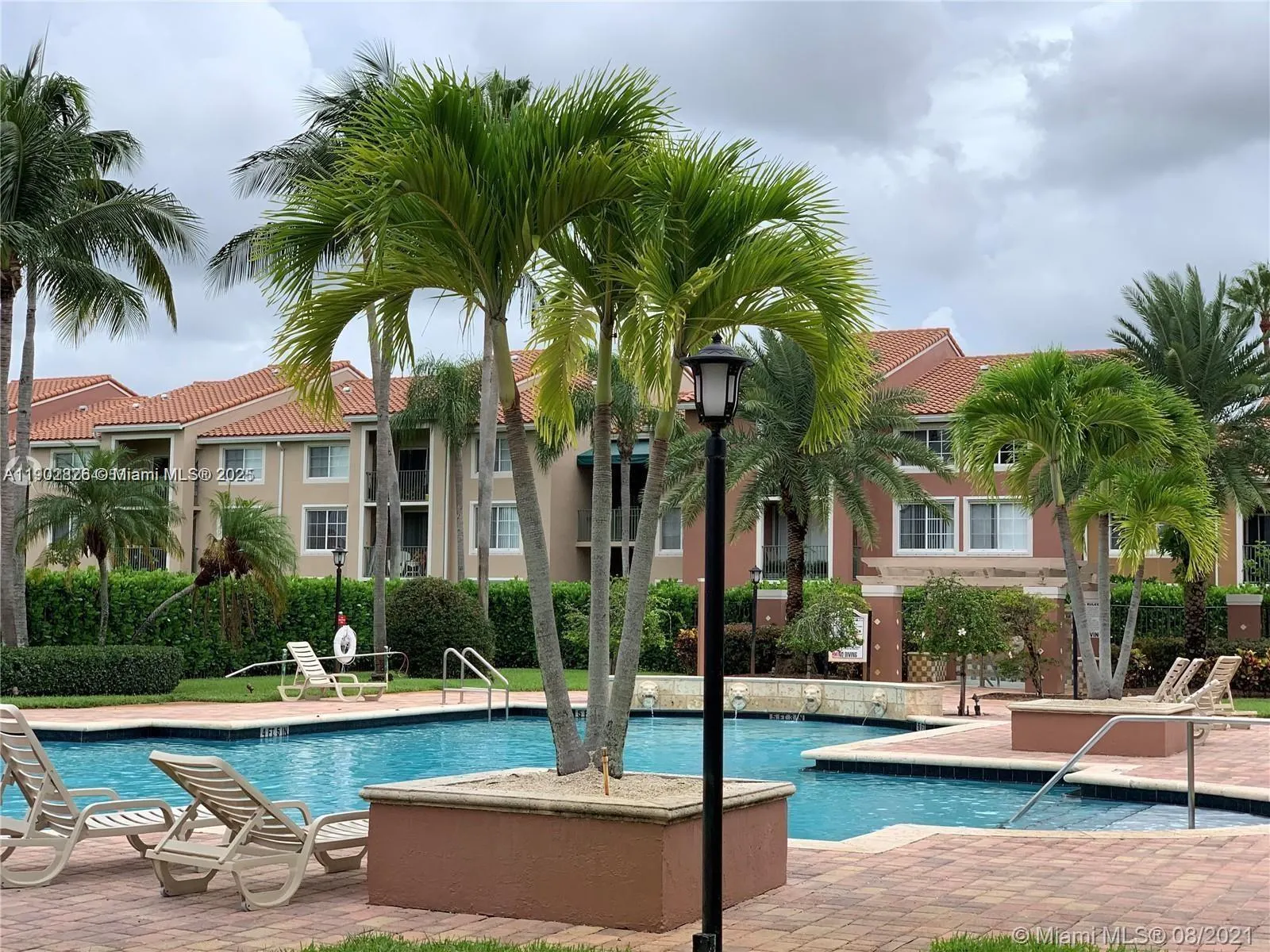 7816 Sonoma Springs Cir, #104