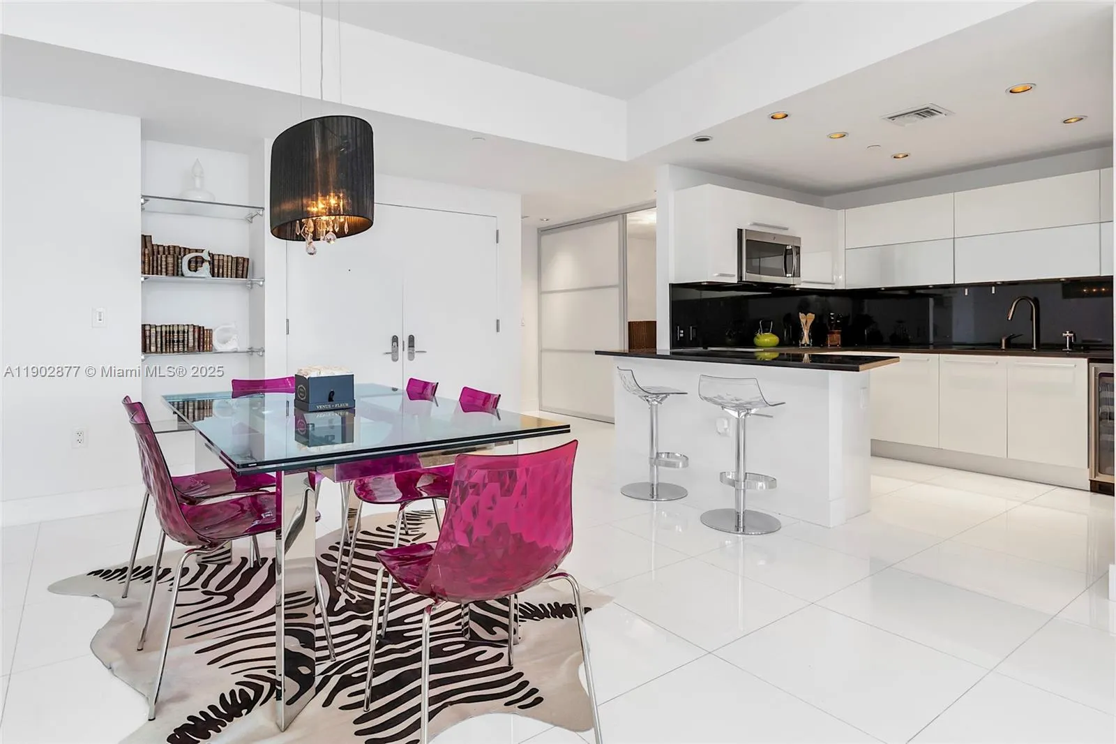 17121 Collins Ave, #2906