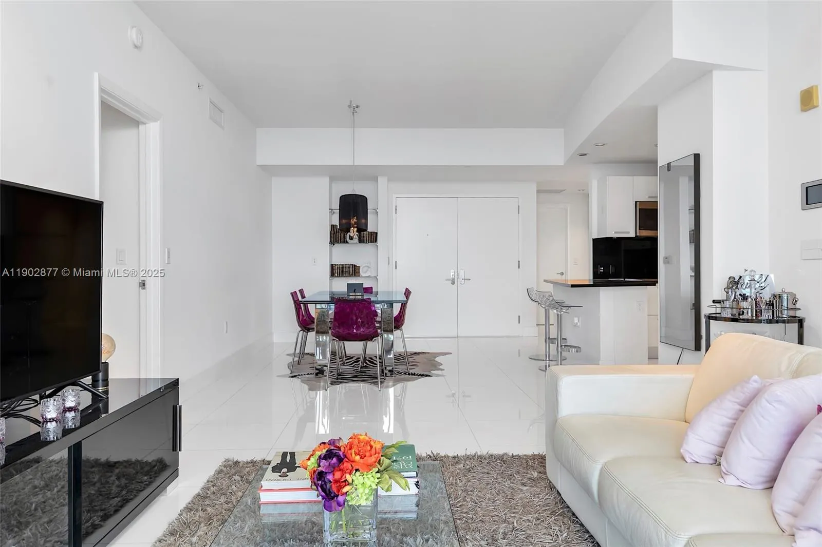 17121 Collins Ave, #2906