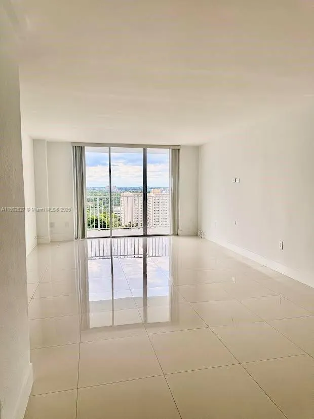 2801 NE 183rd St, #1909W