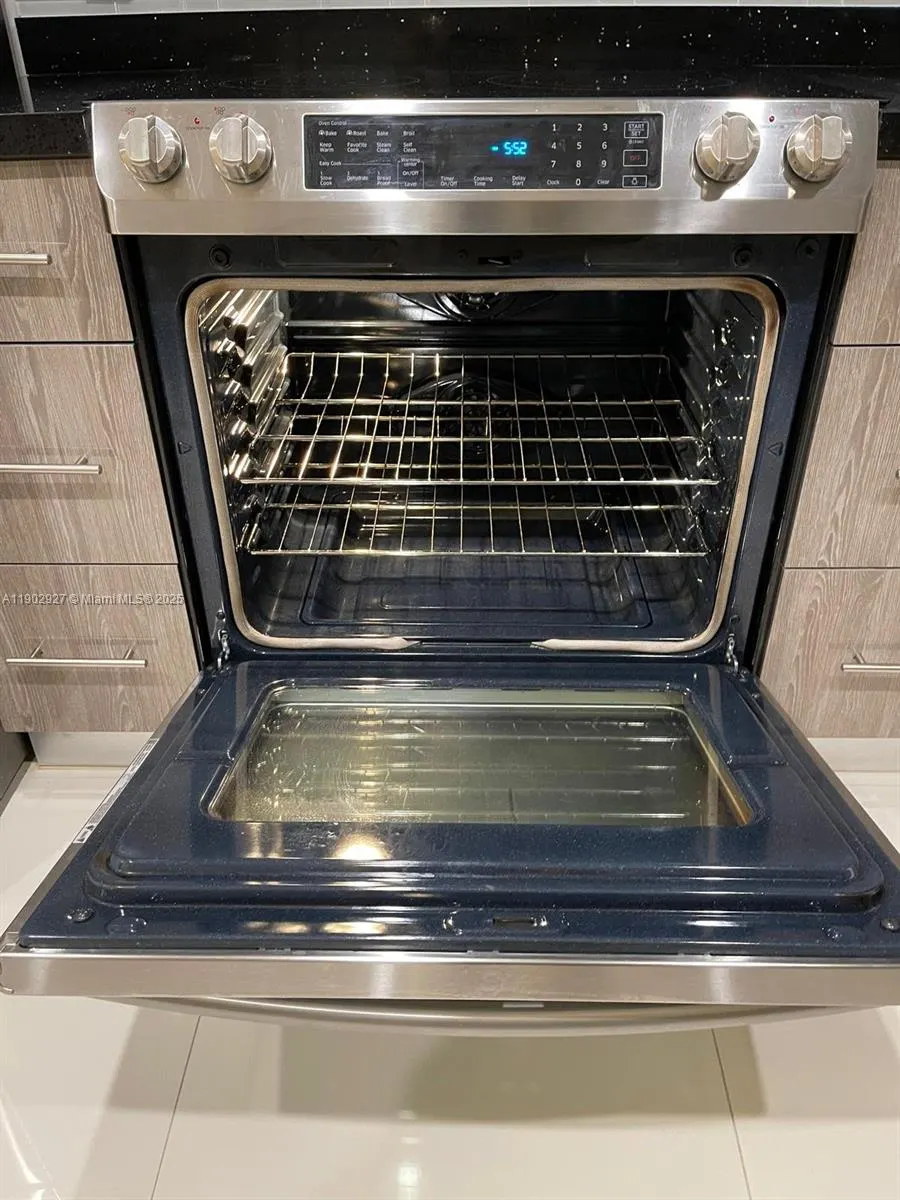 2801 NE 183rd St, #1909W