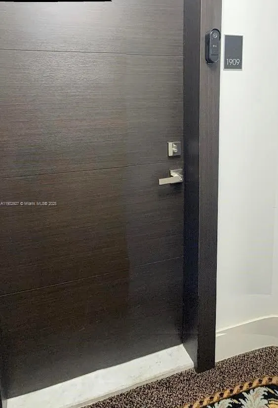 2801 NE 183rd St, #1909W