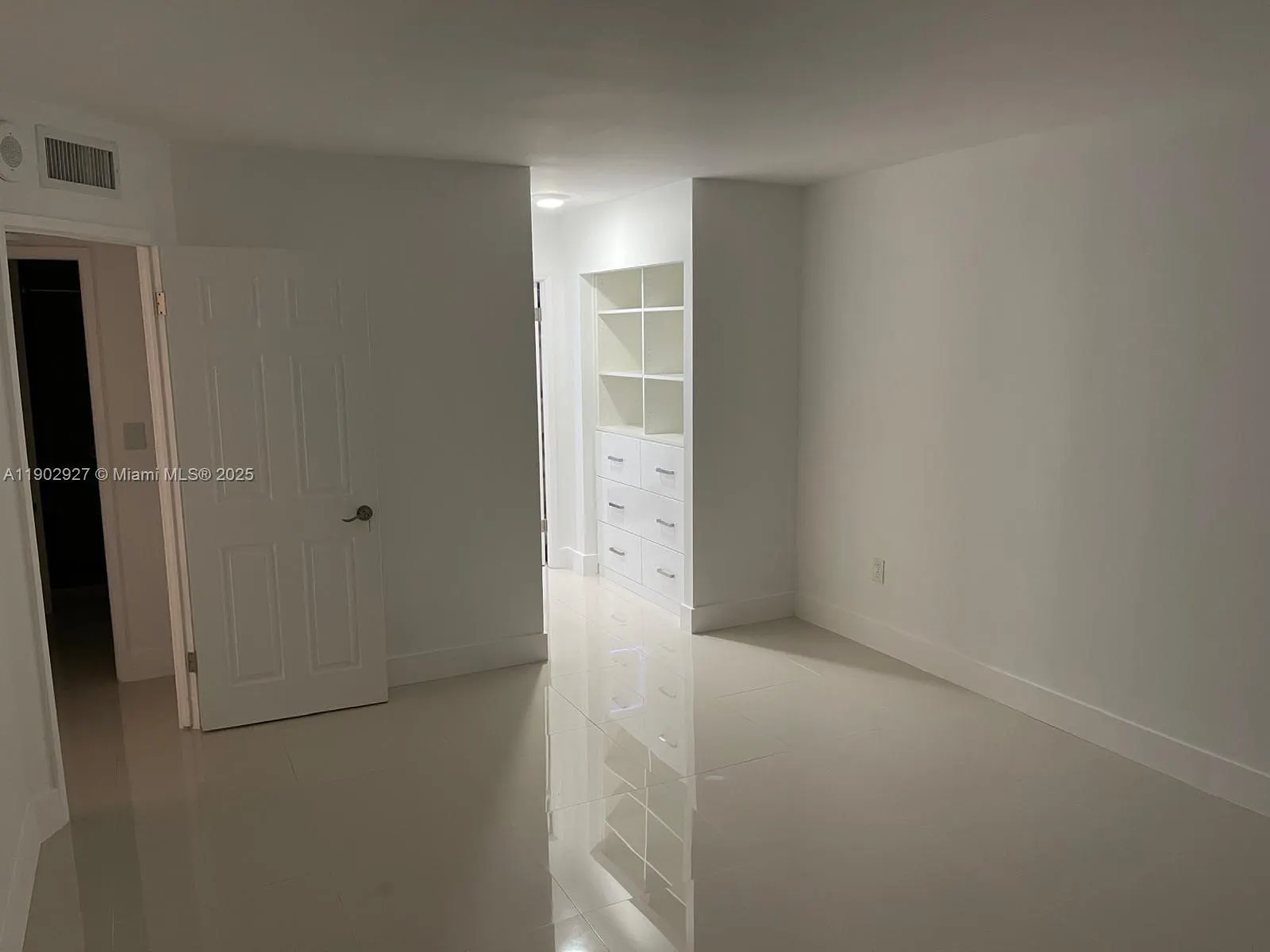 2801 NE 183rd St, #1909W