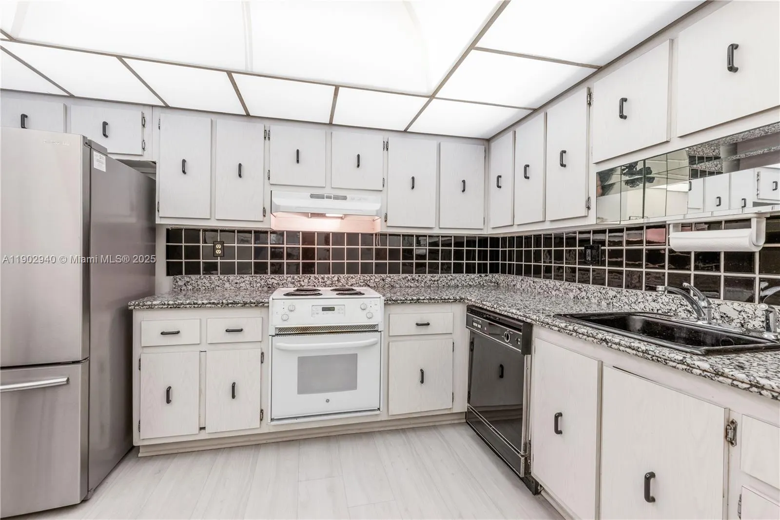 600 Three Islands Blvd, #1522