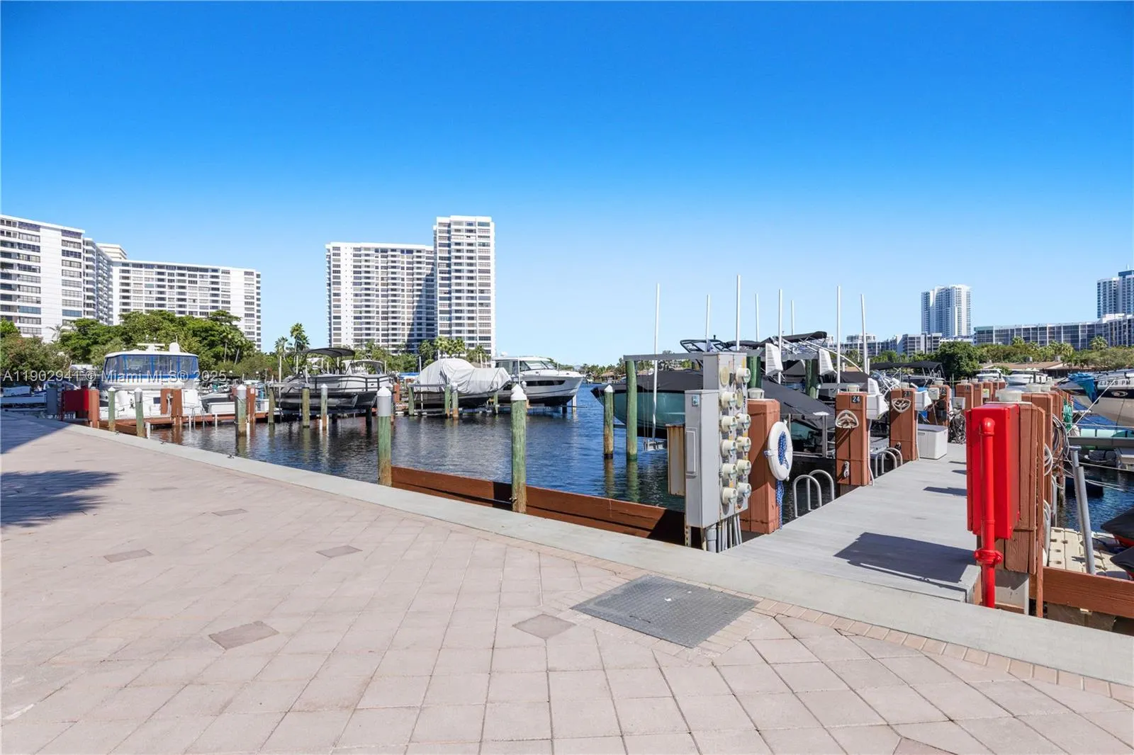 300 Three Islands Blvd, #PH2A