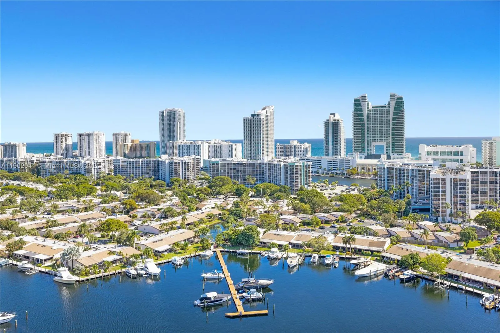 300 Three Islands Blvd, #PH2A