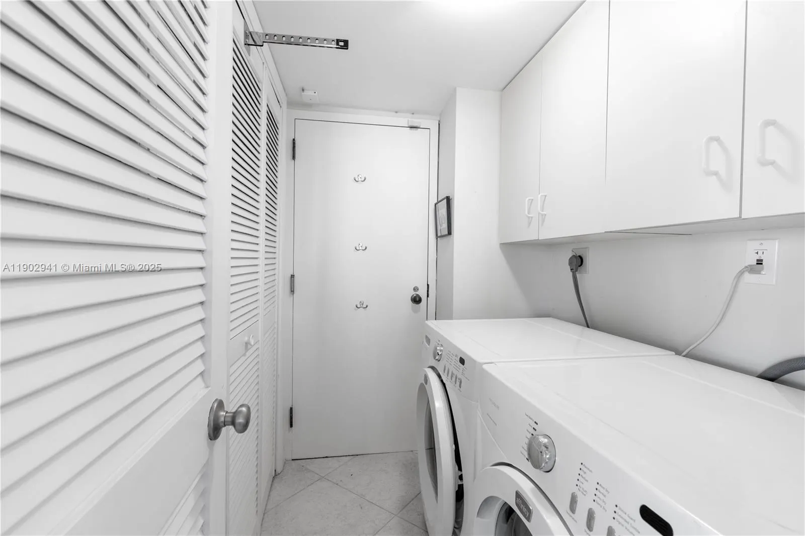 300 Three Islands Blvd, #PH2A