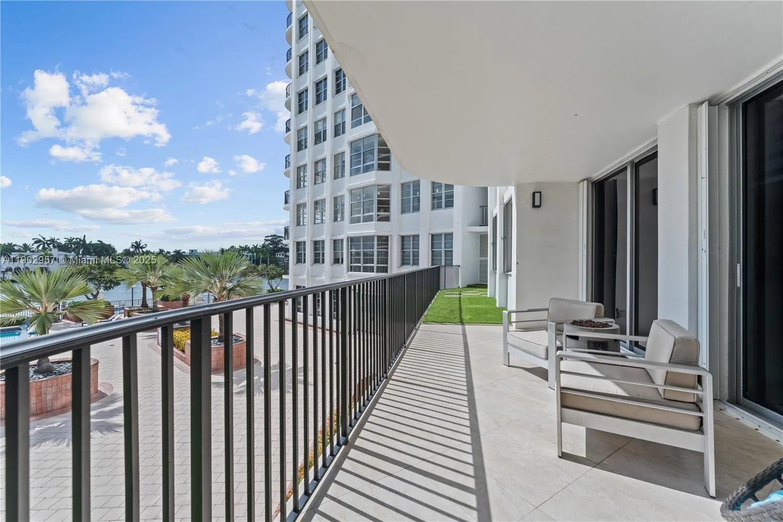 5660 Collins Ave, #2A