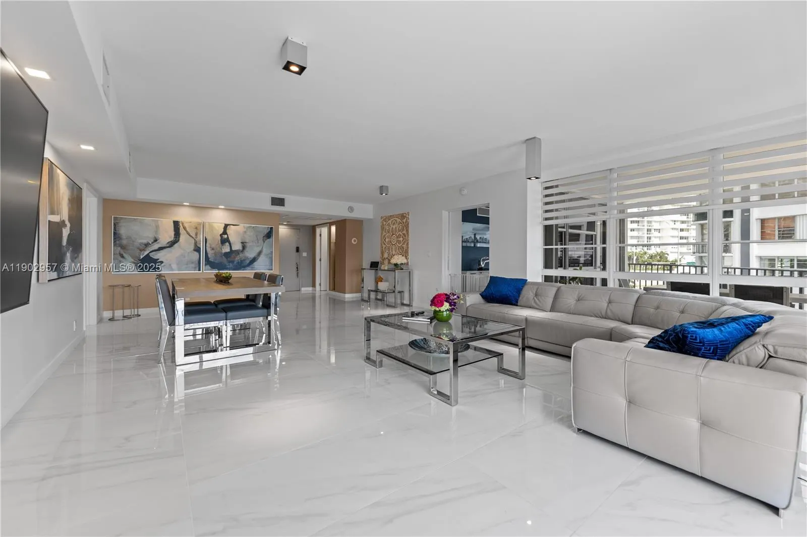 5660 Collins Ave, #2A