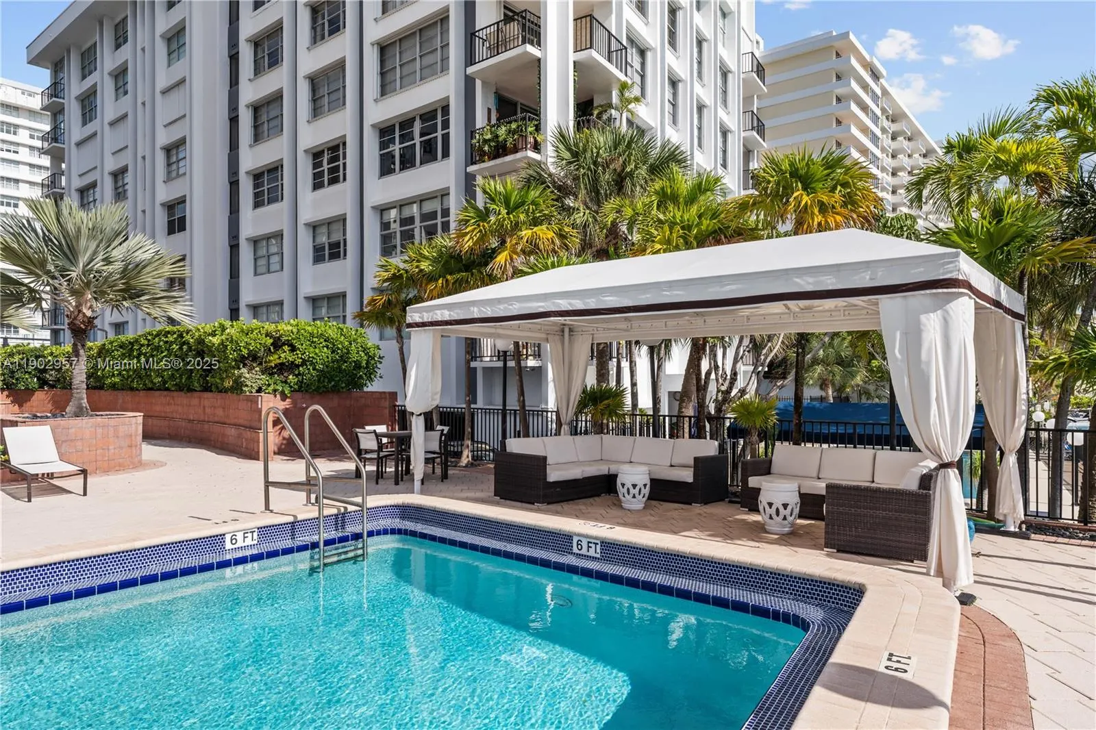 5660 Collins Ave, #2A