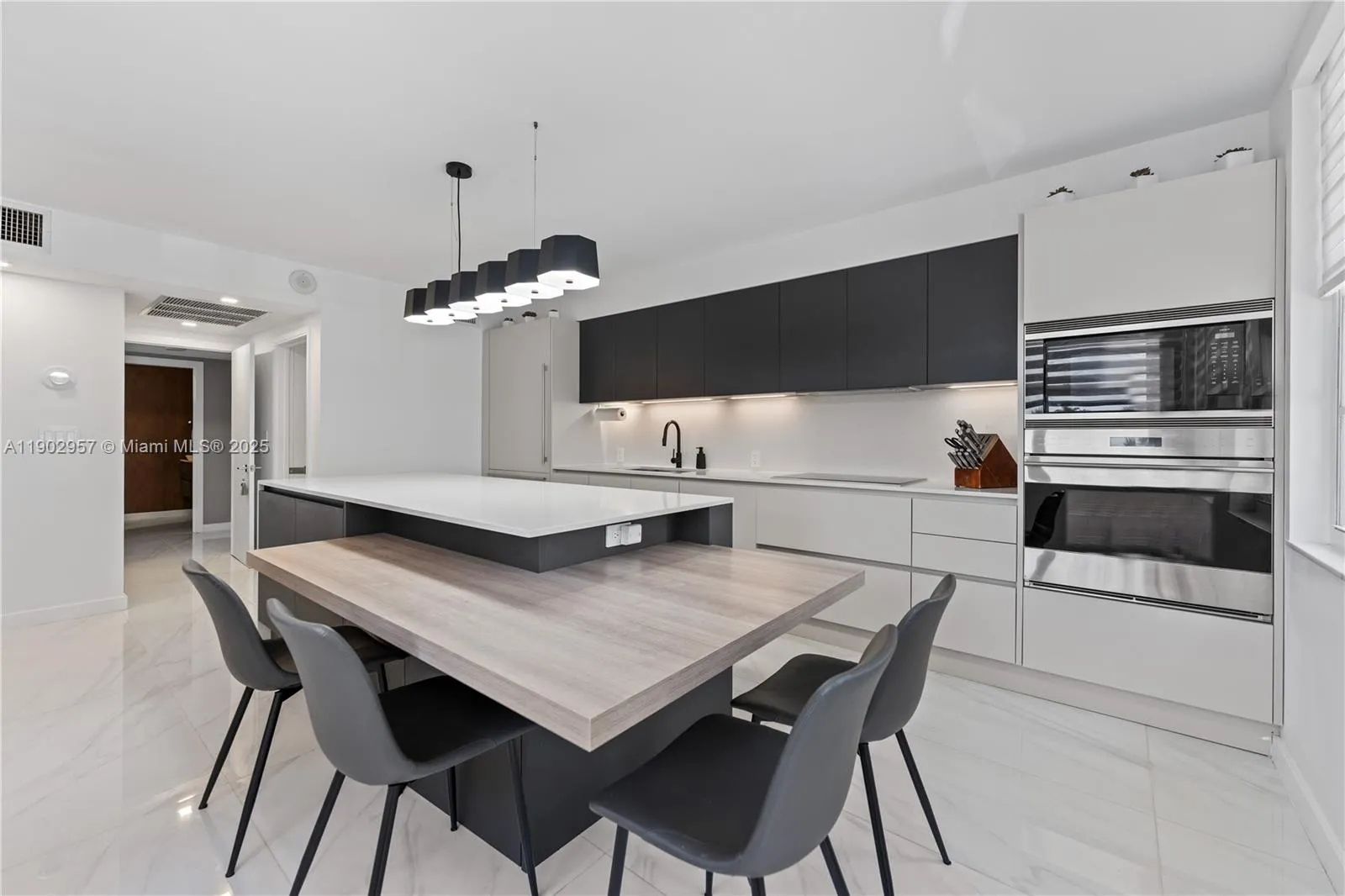 5660 Collins Ave, #2A