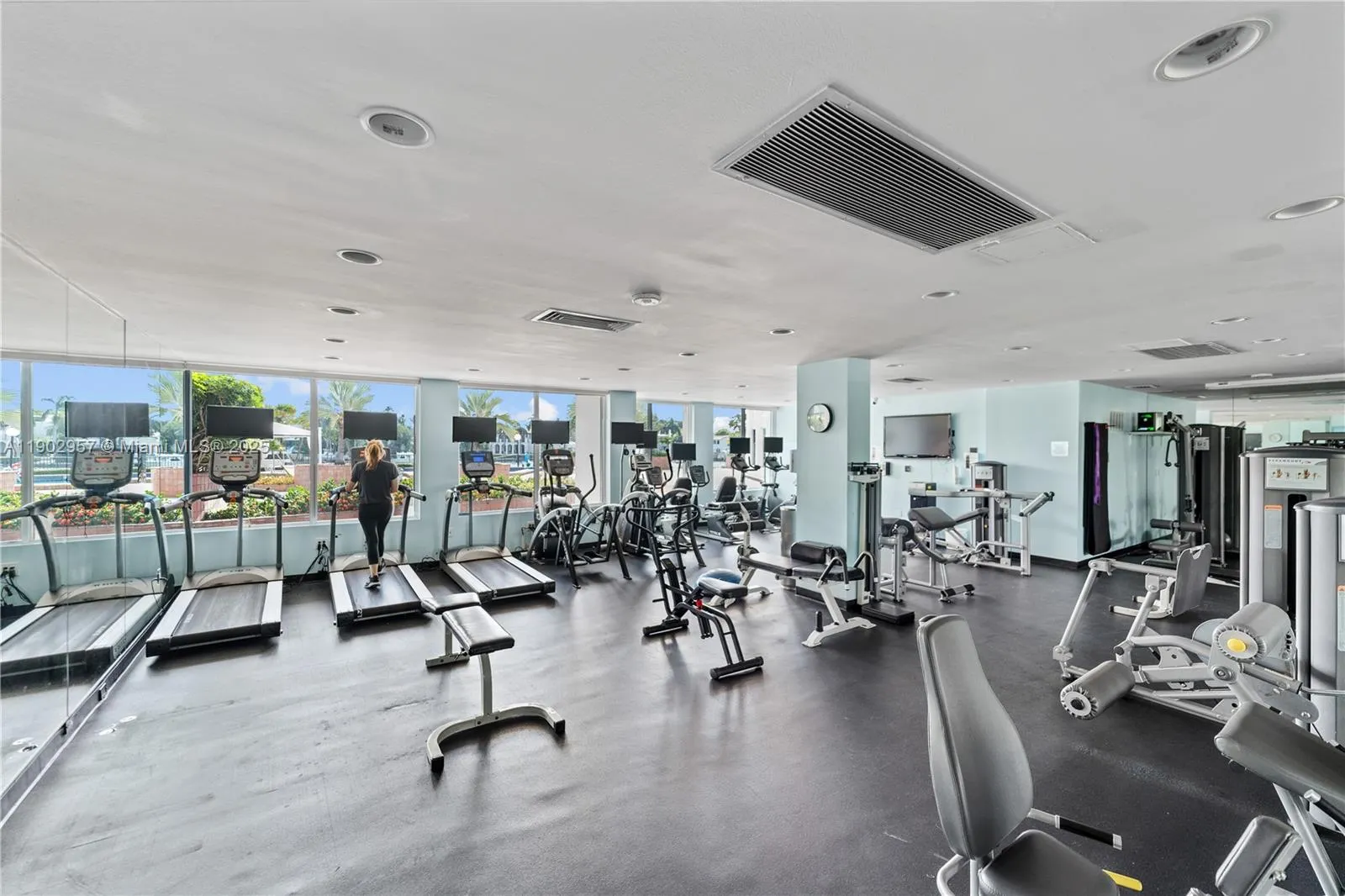 5660 Collins Ave, #2A