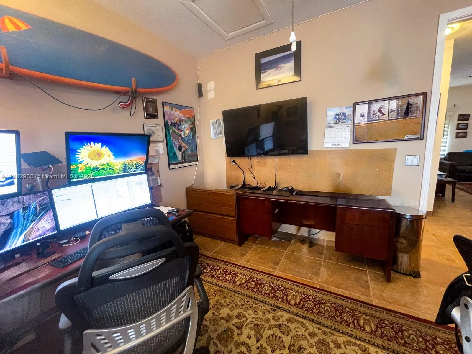 9008 Collins Ave, #402