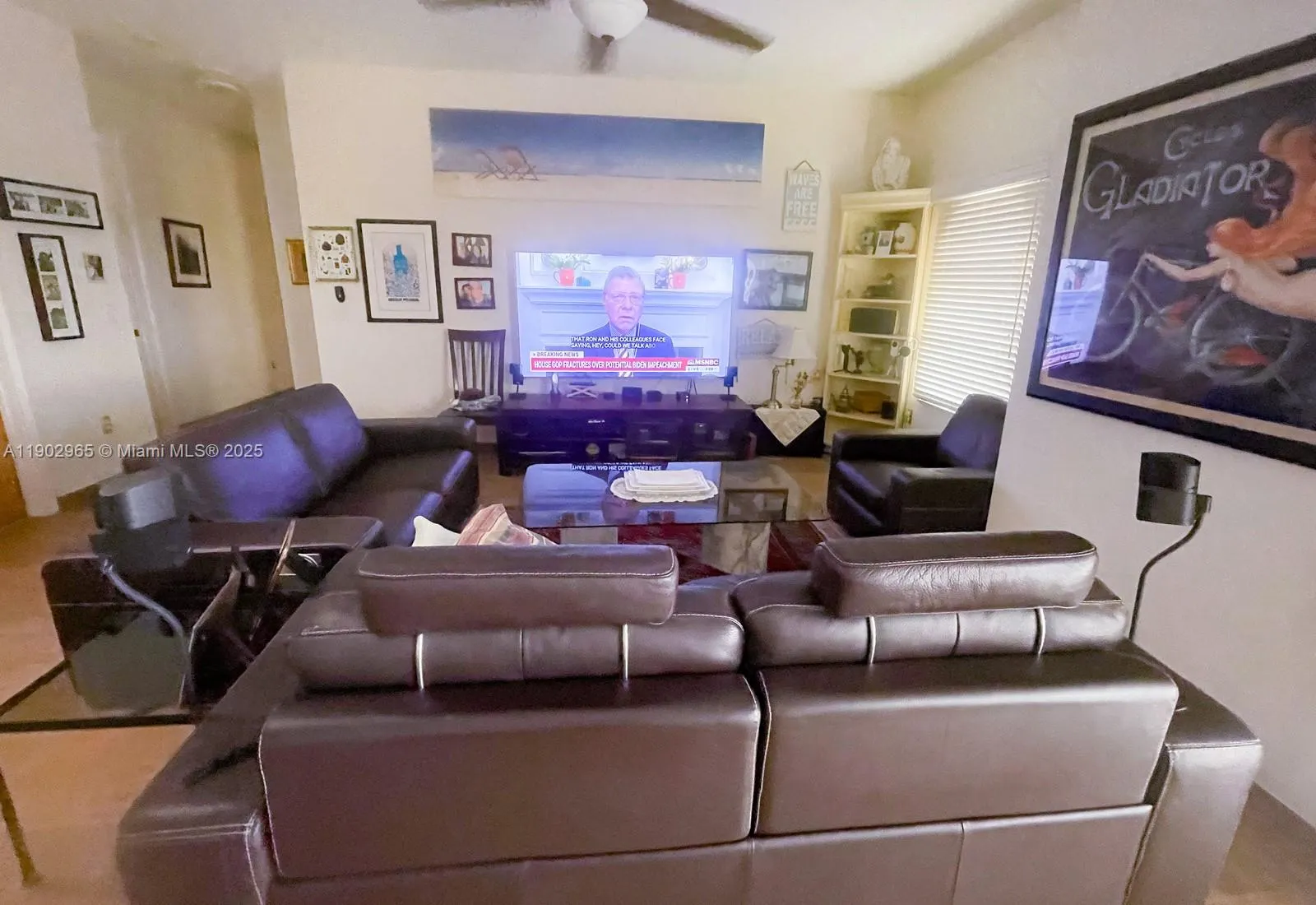 9008 Collins Ave, #402